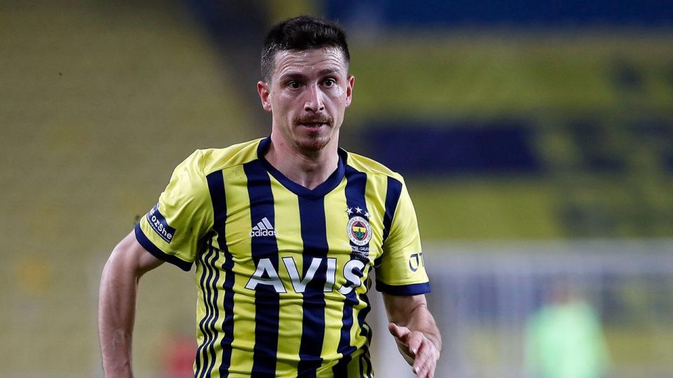 Mert Hakan Yandaş geçen sezonu aratıyor