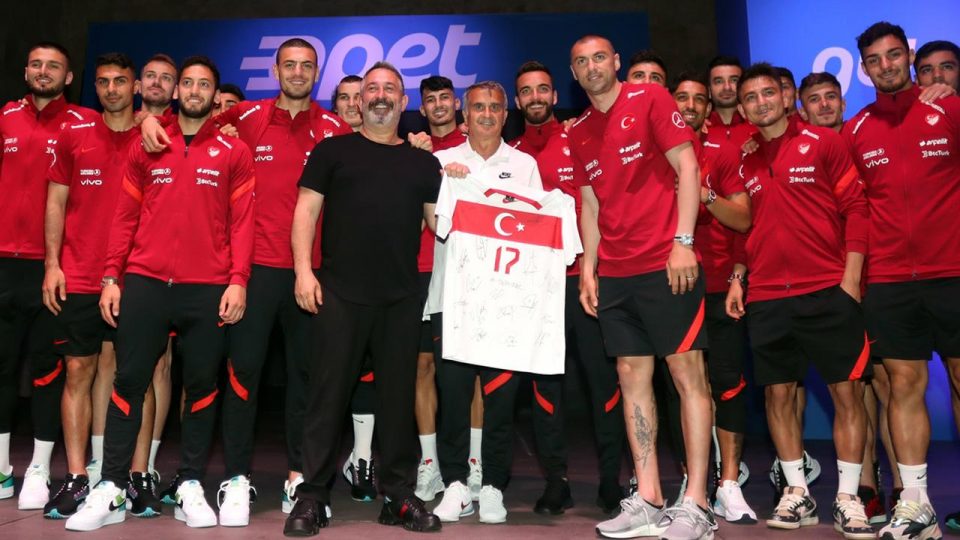 A Milli Takım’a ‘güle güle’ uğurlama